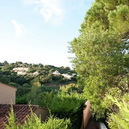 Modern Holiday With Swimming Pool Seabeach Nearby Sainte-Maxime